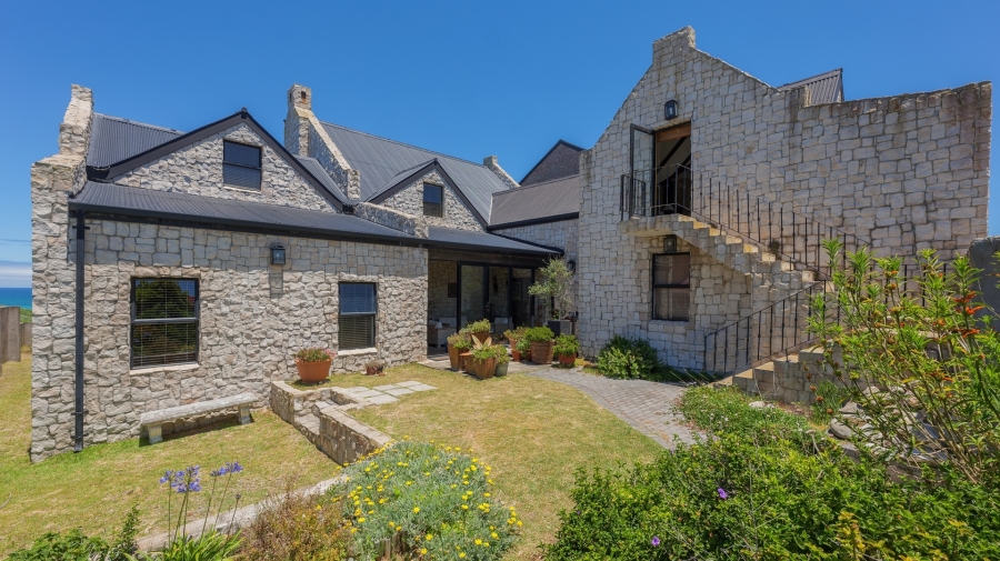 5 Bedroom Property for Sale in Agulhas Western Cape